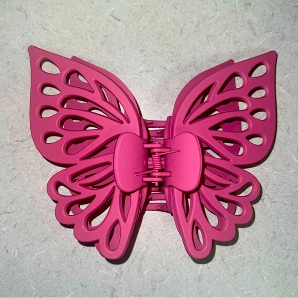 Pink Butterfly 🦋 Claw Clip - Picture 1 of 4